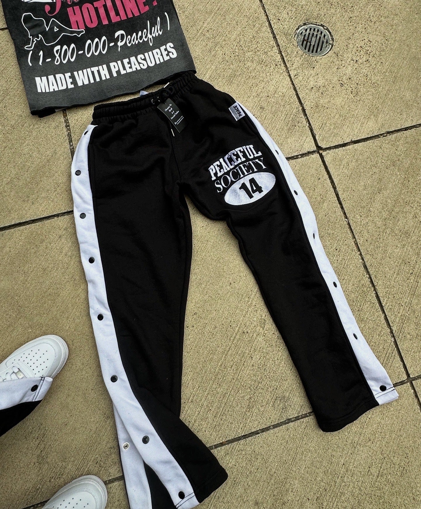‘New York Style’ Baggy Detachable Peaceful Society Sweats