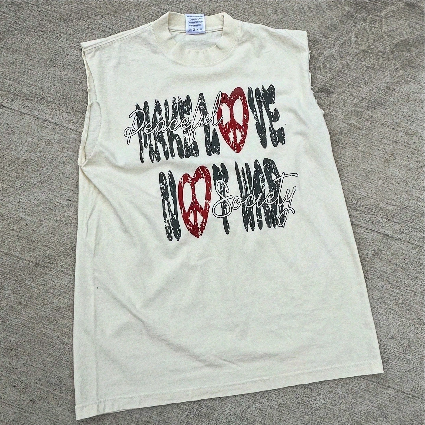 ‘Make Love, Not War’ Sleeveless T-Shirt