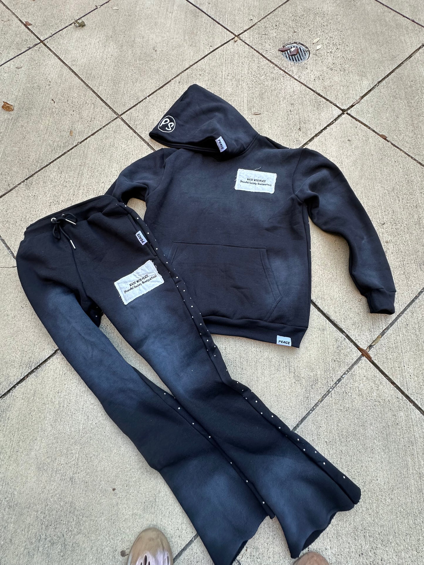 Black ‘Heal Not Kill’ Set