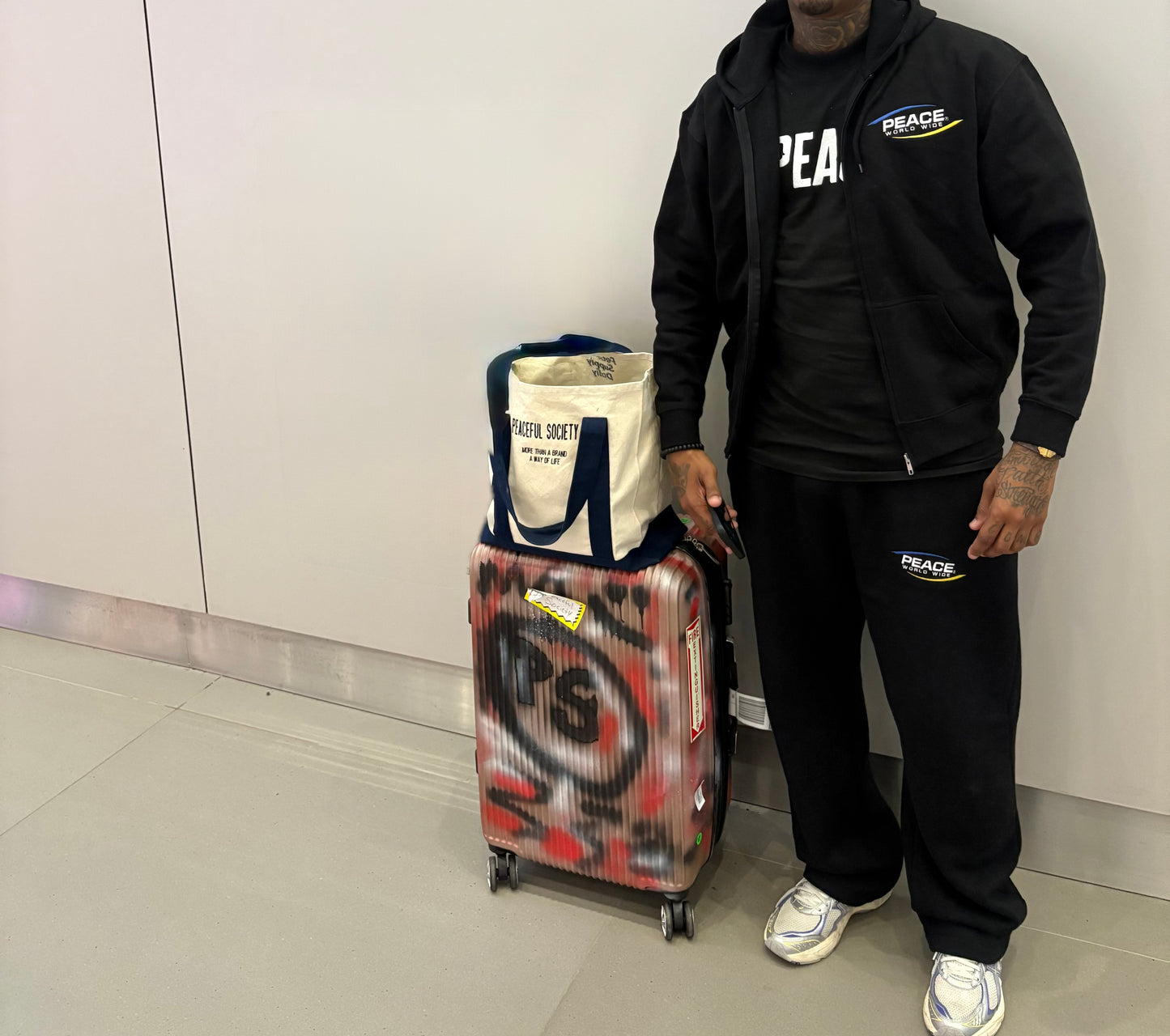 ‘Peace World-Wide’ Baggy Sweats